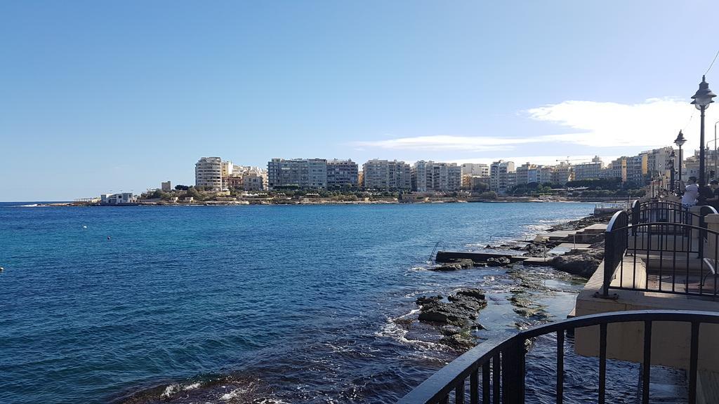 Spinola Seafront Apartment San Ġiljan Kültér fotó